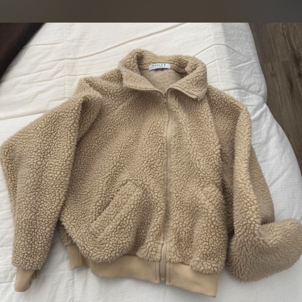FAVLUX Beige Teddy Sherpa Zip Jacket 🧸